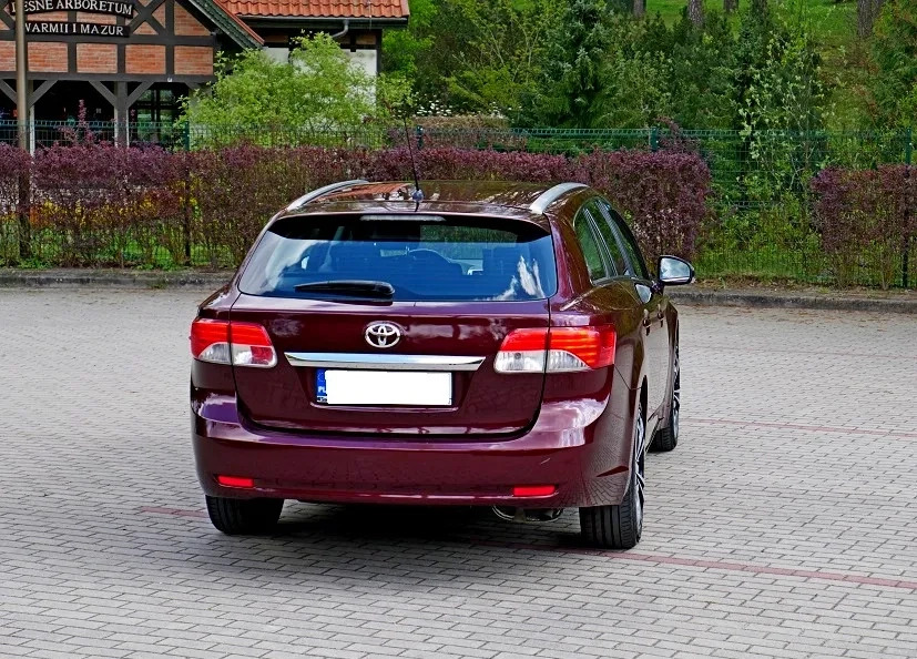 Toyota Avensis cena 38900 przebieg: 187000, rok produkcji 2012 z Olsztyn małe 466